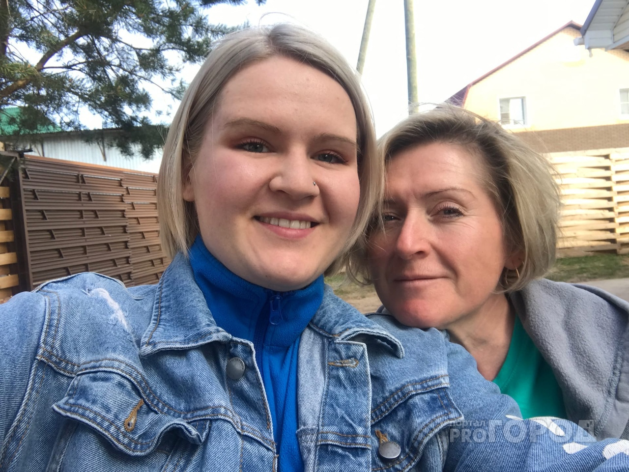 «Я люблю тебя, мама»: начался прием снимков для фотоконкурса ко Дню матери