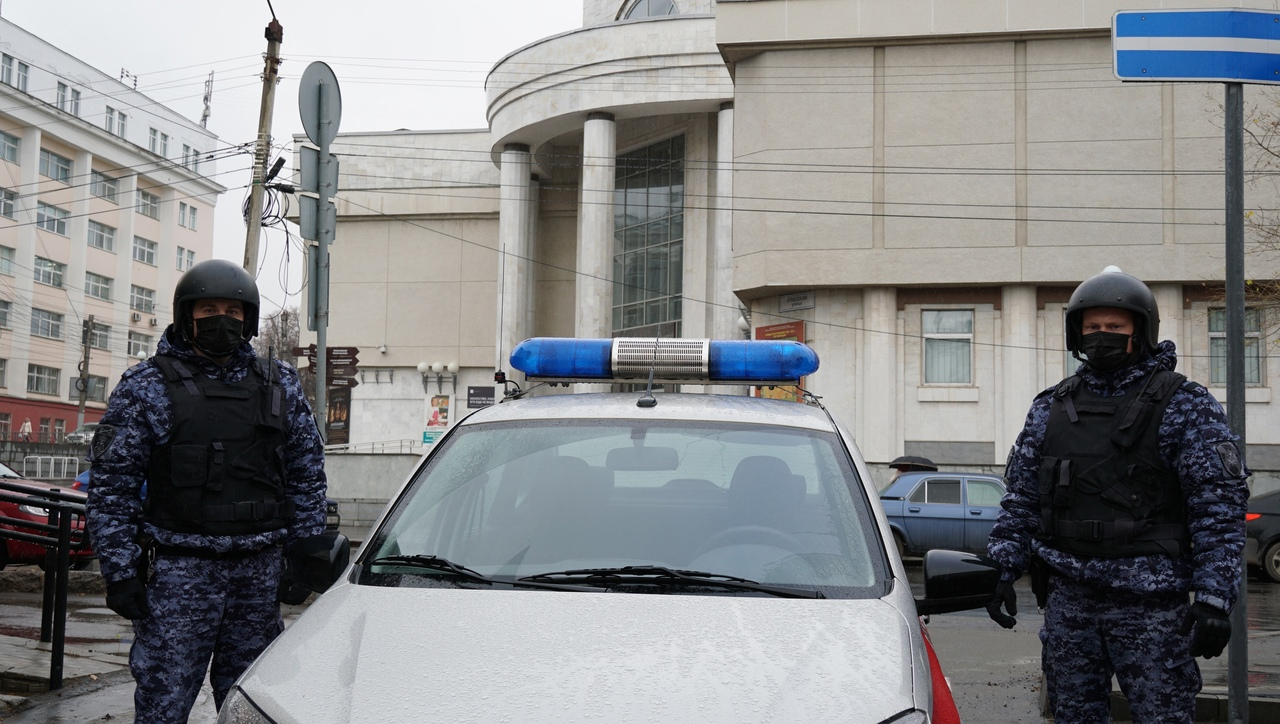 В Кирове за один день росгвардейцы задержали сразу двух человек с наркотиками
