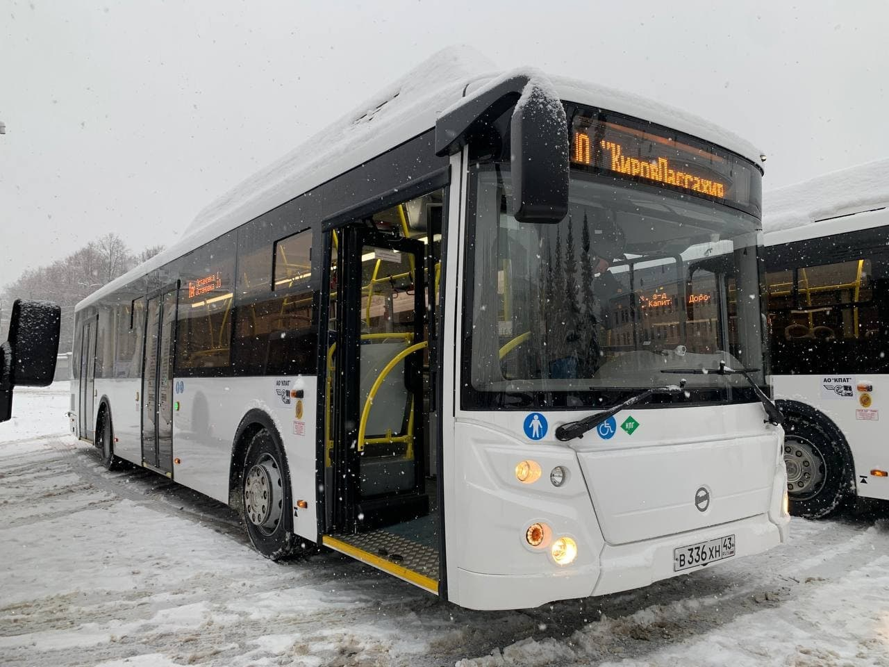 В Киров прибыли 67 автобусов с кондиционерами и камерами видеонаблюдения