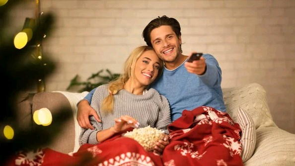 Включайте праздник: Wink подготовил новогоднее киноменю для любителей яркого, смелого и нереально интересного