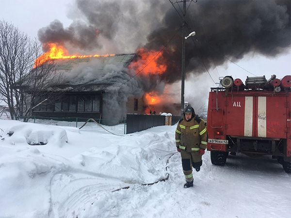 В частном доме в Кировской области произошел пожар в канун Нового года