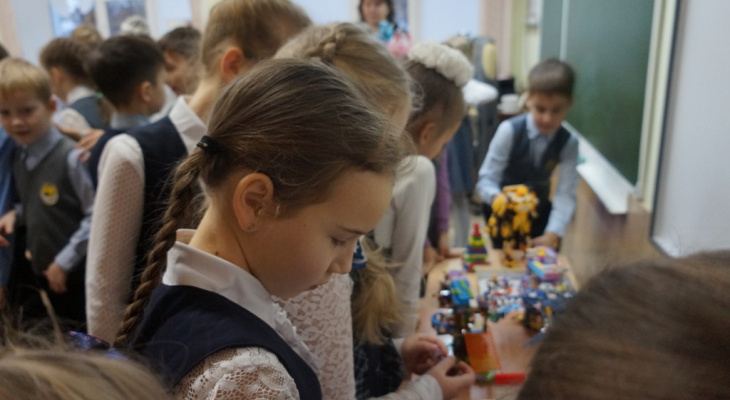 Известно, когда в Кирове стартует подача заявлений о приеме детей в 1 класс