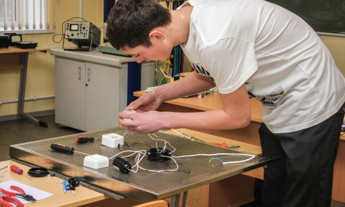 От кормача до прибориста: топ самых редких профессий в Кирове