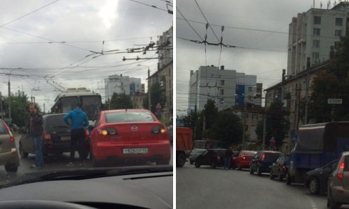 На Воровского столкнулись «Мазда» и «ВАЗ»: образовалась пробка