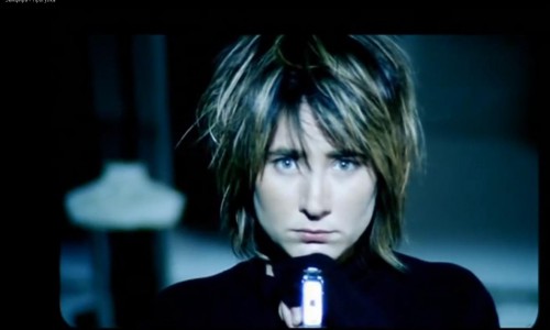 Кировский юрист написал заявление на Земфиру