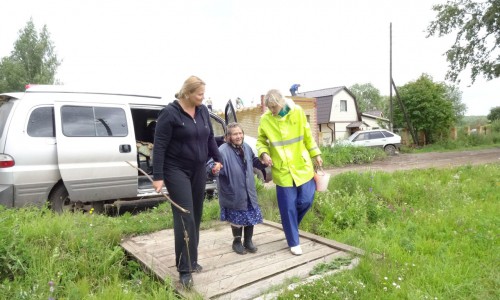 В Кировской области найдена пенсионерка, которая заблудилась в лесу