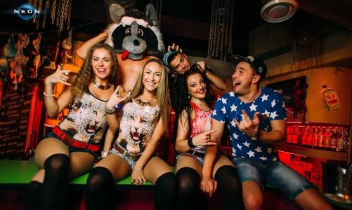 Новый уровень отдыха: 21 августа легендарный бар "DЕРZКИЙ ЕНОТ" в РЦ Neon