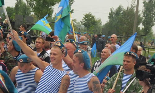 День ВДВ в Кирове: задержаны 10 десантников