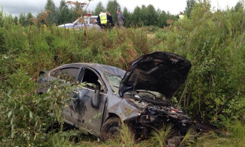 Трагедия на трассе «Вятка»: в ДТП погибли жена и двое маленьких детей водителя иномарки