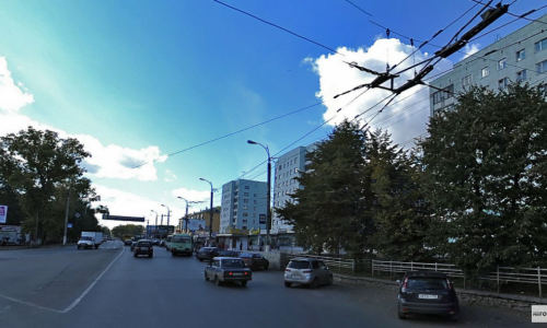 Движение транспорта на Комсомольской площади ограничили еще на полтора месяца