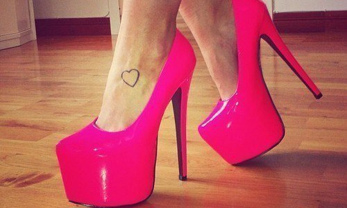 В Кирове зрительниц фестиваля «Акустика» попросили прийти в обуви без каблуков