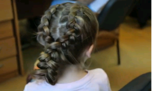 Мастер-класс: красивая прическа дочке на 1 сентября