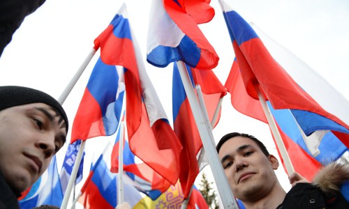 В честь Дня российского флага активисты раздадут тысячу ленточек с триколором