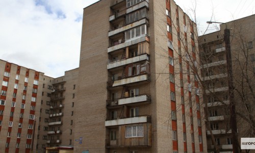 В Санкт-Петербурге пьяный кировчанин упал с шестого этажа и остался жив