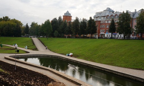 В Кирове не работает новый фонтан в сквере имени 60-летия СССР?