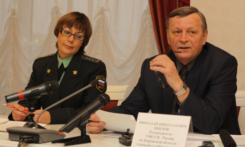 Сколько заработал главный пристав Кировской области в прошлом году?