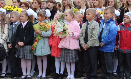 Второй обязательный иностранный и гольф: что ждет кировских школьников в этом году?