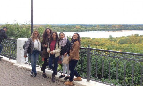 Португальцев в Кирове удивил День знаний: "Ничего подобного мы еще не видели"