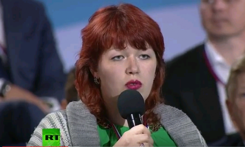 Кировчанка пожаловалась Путину на большие очереди в поликлиниках и нехватку медоборудования