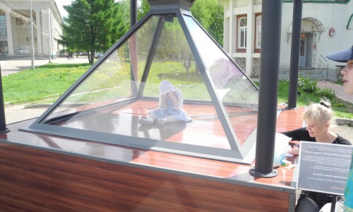 Сегодня в Кирове разберут и увезут памятник пропавшим детям