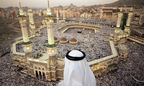 Трое мусульман из Кировской области отправились в хадж в Саудовскую Аравию