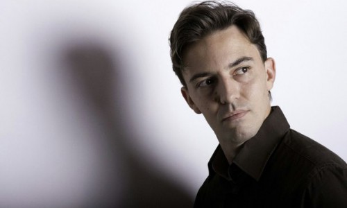 Театр на Спасской ведет переговоры с режиссером из Франции