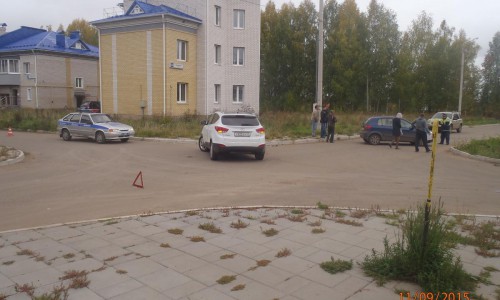 В Кирове столкнулись две иномарки: пострадал двухмесячный ребенок