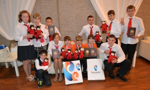 "Ростелеком" подарил "Мир знаний" воспитанникам нолинского и слободского детских домов