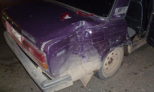 В Кирове столкнулись два автомобиля: есть пострадавшие