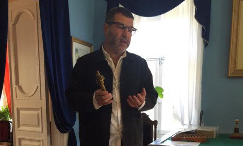 Видео: Гришковец был растроган тем, что ему в Кирове вручили премию