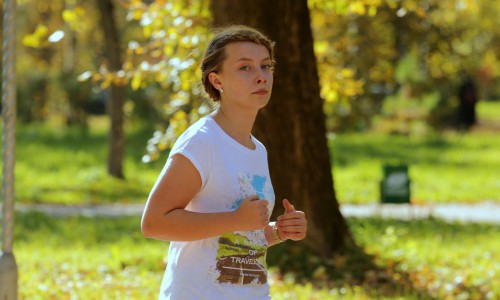 25 фотографий кировских студентов во время занятий физкультурой