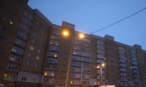 В Кирове стартует акция «Темные дворы»: горожане могут пожаловаться на плохое освещение во дворе