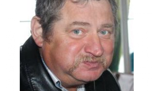 В Кировской области в лесу заблудился мужчина: его ищут уже вторые сутки