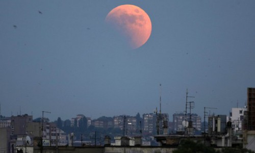 В понедельник кировчане увидят "кровавую Луну"