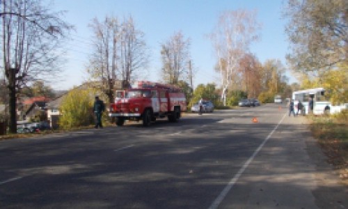 В Кировской области столкнулись рейсовый автобус и легковушка: есть пострадавшие