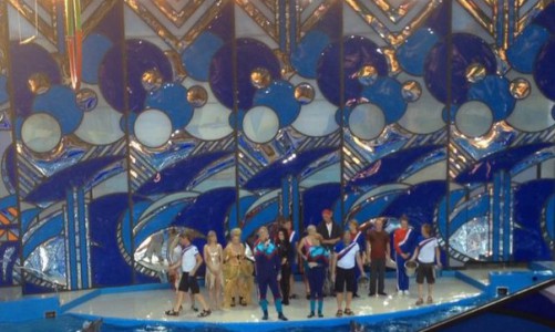 Кировчанка увидела, как звезды катаются на дельфинах для Первого канала