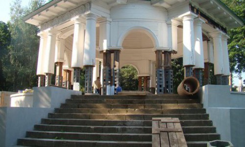 Ротонды Александровского сада в Кирове отремонтируют к 10 октября