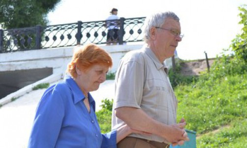 В Кировской области поженились 147 пенсионеров