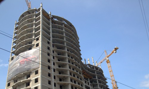 Новостройки в Кирове за год подешевели более чем на 3 тысячи рублей за «квадрат»