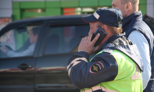 В Кировской области сотрудник ГИБДД уничтожил фото, чтобы освободить своих знакомых от штрафа