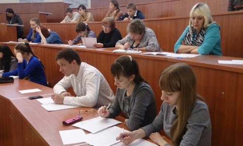 В октябре в Кирове вновь начнутся бесплатные «Уроки русского языка»