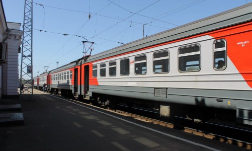 В ноябрьские праздники изменится график движения пригородных поездов