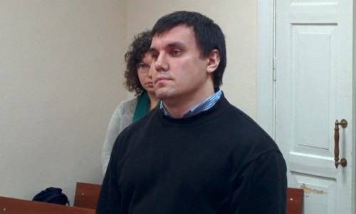 Главу "Клуба болельщиков футбольного клуба "Динамо" Киров" посадят на 2 года за экстремизм