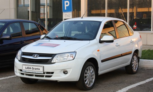 Кировчанка "выиграла" автомобиль на радиостанции