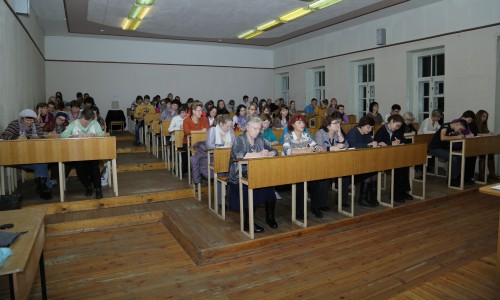 Фоторепортаж : в Кирове прошел бесплатный урок русского языка с "Pro Городом"