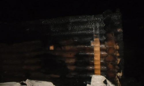 В Кирове сгорел частный дом с баней