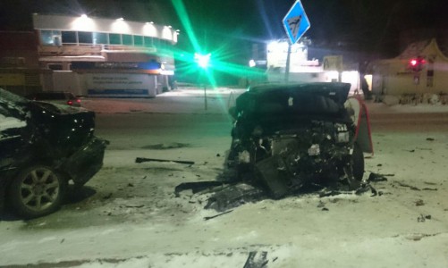 Очевидцы: «Пьяная чепчанка на «Пежо» протаранила две машины и снесла светофор»