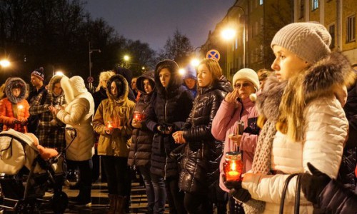 Кировчане почтили память погибших в авиакатастрофе в Египте