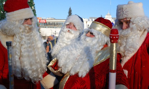 Во сколько обойдется празднование Нового года: в гости к Вятской кикиморе за 2350 или в Доминикану за 90 тысяч рублей?