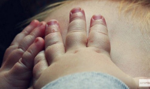 Жительницу Кировской области осудили за жестокое обращение с 3-летней и годовалой дочерьми